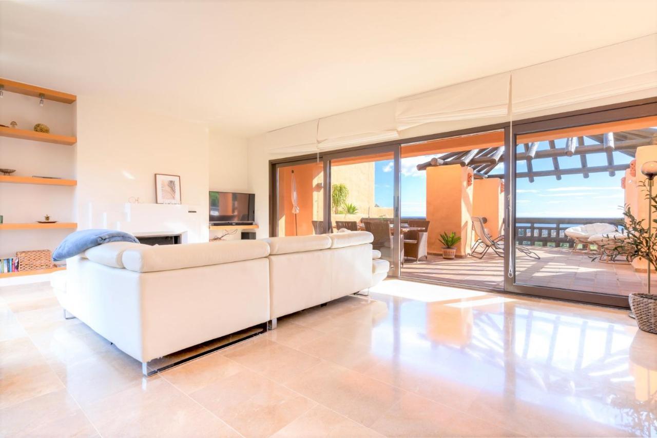 9 Penthouse With Amazing Sea Views, Close To Golf Manilva Duquesa المظهر الخارجي الصورة