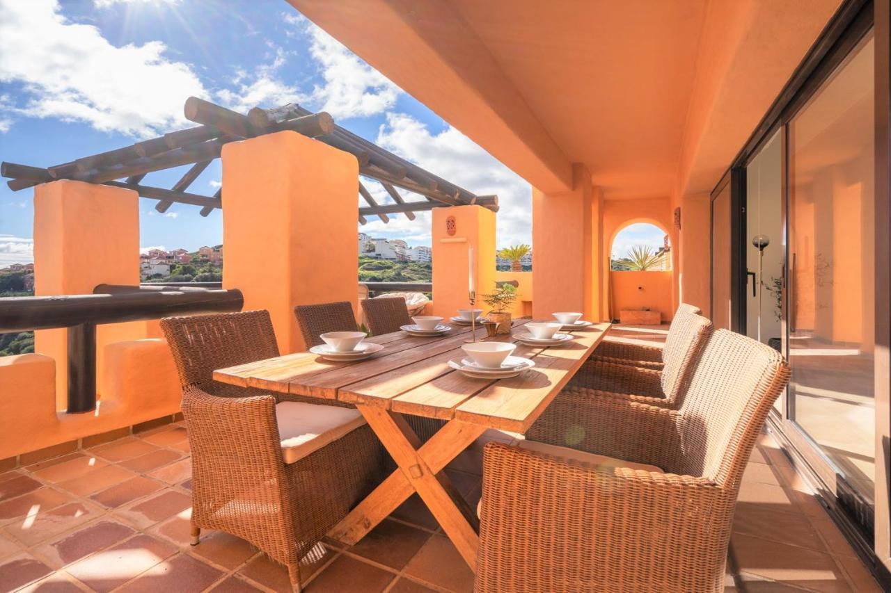9 Penthouse With Amazing Sea Views, Close To Golf Manilva Duquesa المظهر الخارجي الصورة