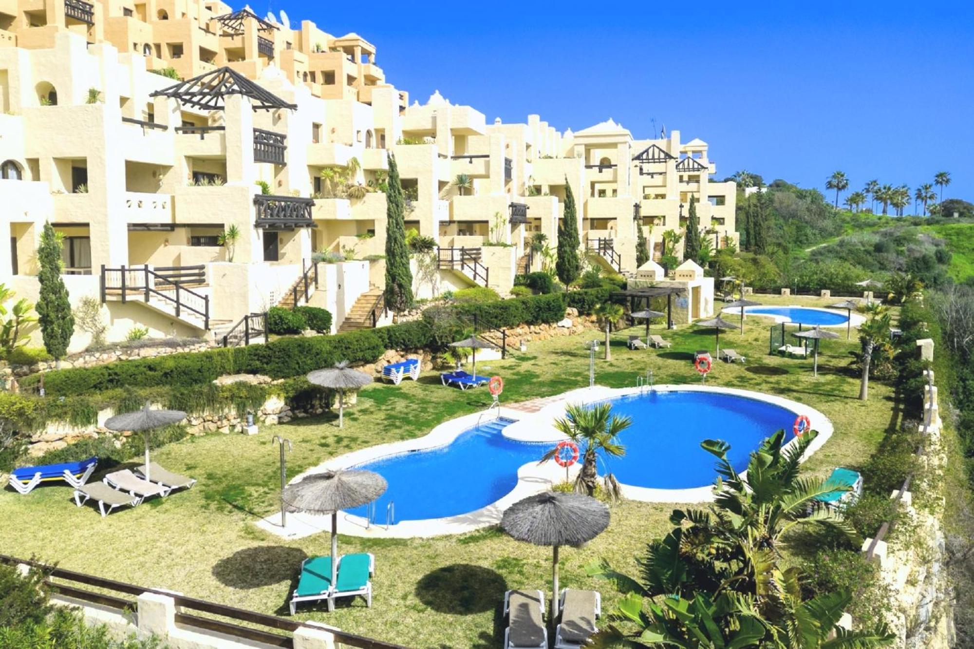 9 Penthouse With Amazing Sea Views, Close To Golf Manilva Duquesa المظهر الخارجي الصورة